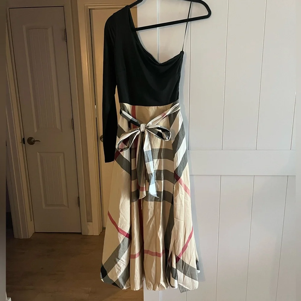 Dress Day One Sleeve Dress - Picture 1 of 5